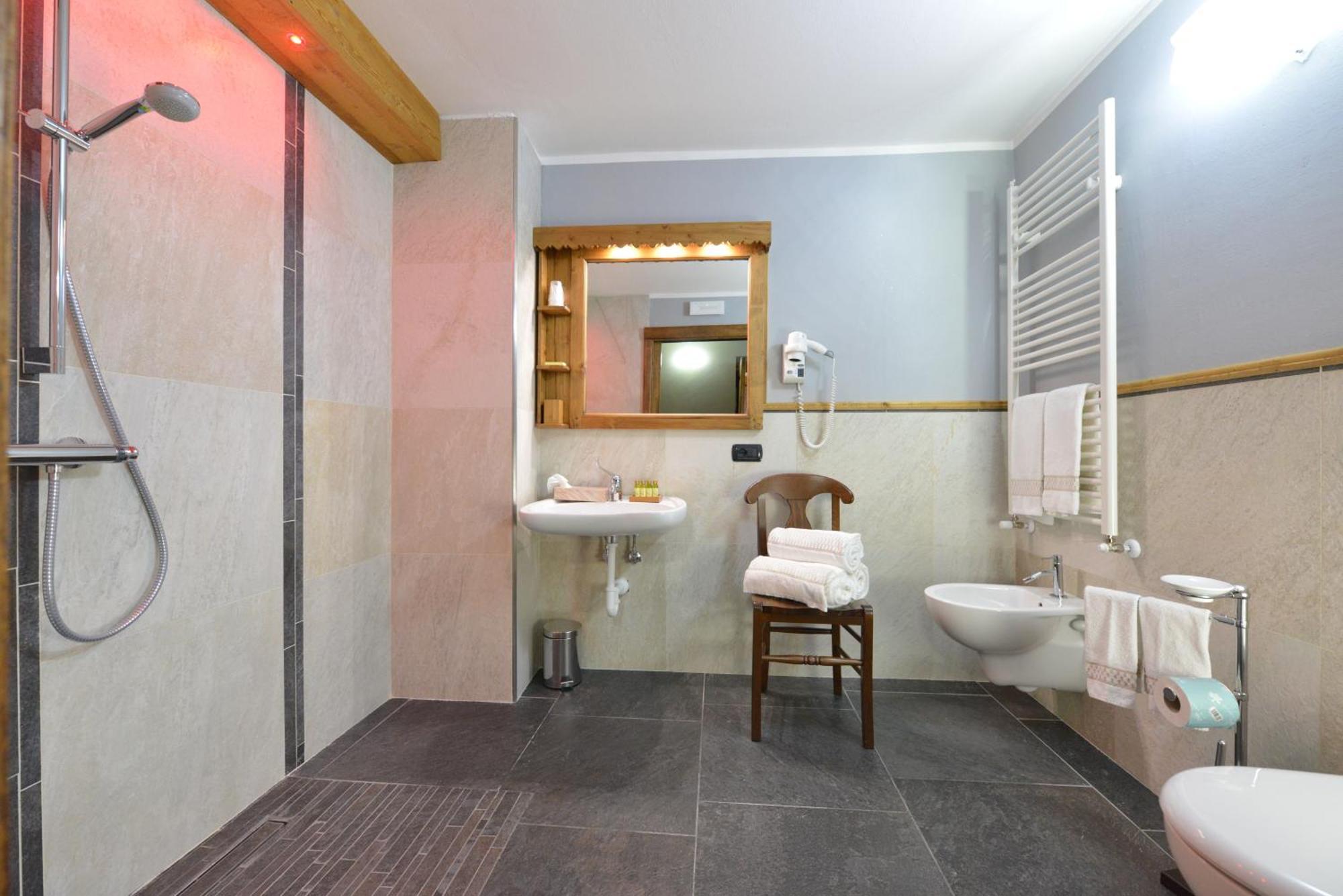 Mollino Rooms Breuil-Cervinia Eksteriør billede